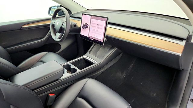 2023 Tesla Model Y Long Range AWD w/ Acceleration Boost - 23054785 - 27