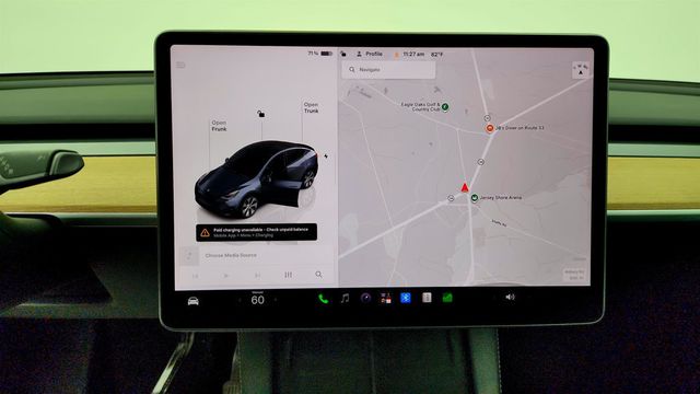 2023 Tesla Model Y Long Range AWD w/ Acceleration Boost - 23062056 - 22