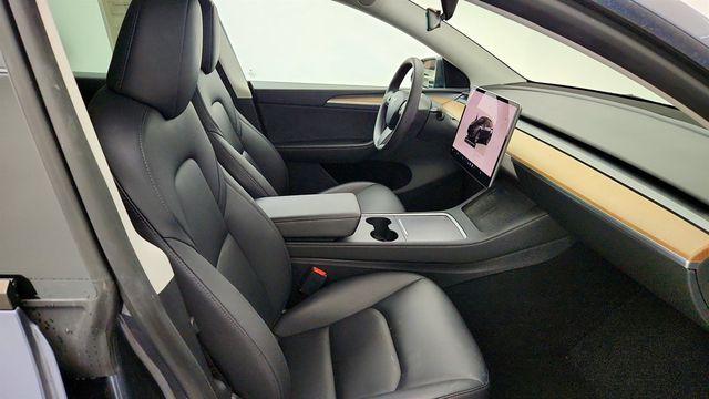 2023 Tesla Model Y Long Range AWD w/ Acceleration Boost - 23062056 - 26