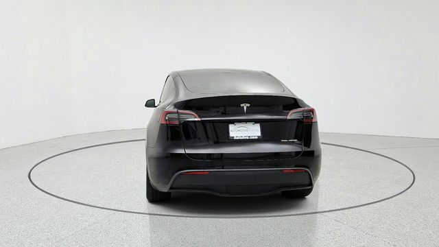 2023 Tesla Model Y Long Range AWD w/ Acceleration Boost - 23081115 - 5