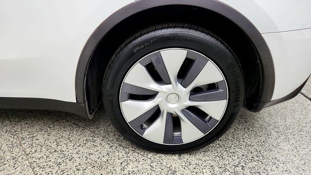 2023 Tesla Model Y Long Range AWD w/ Acceleration Boost - 23097949 - 8