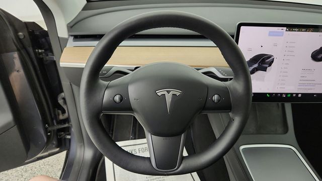 2023 Tesla Model Y Long Range AWD w/ Acceleration Boost & 20'' Induction Wheels - 23047113 - 12
