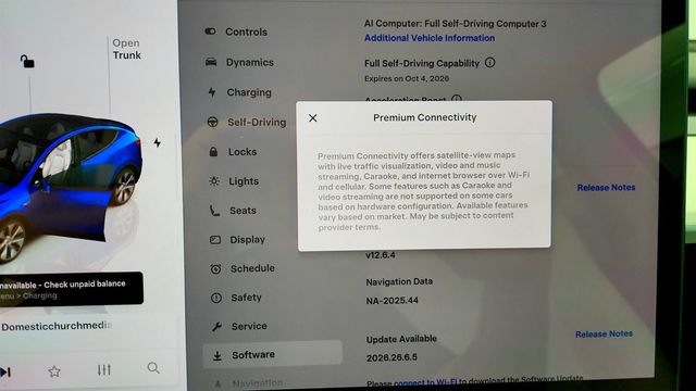 2023 Tesla Model Y Long Range AWD w/ Acceleration Boost & B&W Premium Interior - 23081827 - 17
