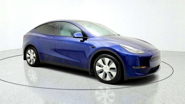 2023 Tesla Model Y Long Range AWD w/ Acceleration Boost & B&W Premium Interior - 23081827 - 2