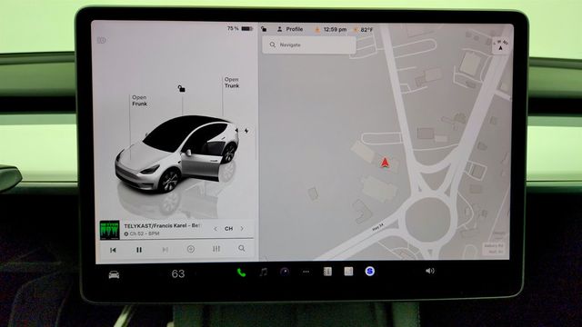 2023 Tesla Model Y Long Range AWD w/ Acceleration Boost & Premium Connectivity - 23035655 - 22