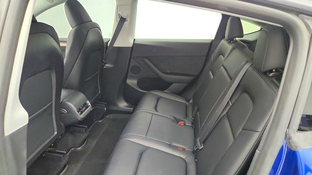 2023 Tesla Model Y Long Range AWD w/ Enhanced Autopilot & 7 Seat Interior - 23009592 - 24