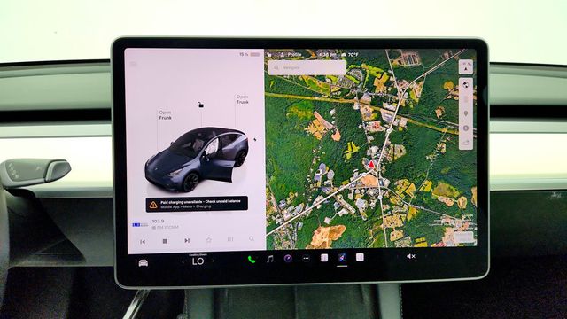 2023 Tesla Model Y Long Range AWD w/ Full Self-Driving, 20'' Wheels, B&W Interior - 23007082 - 22