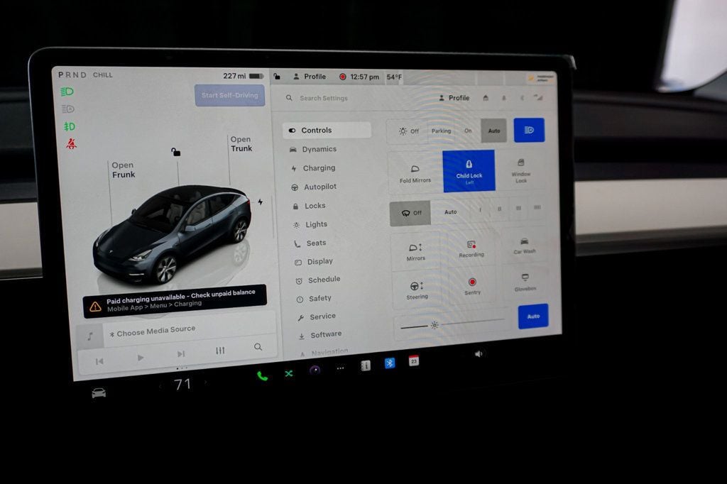 2023 Tesla Model Y *Long Range* *AWD* *White Interior* - 22964855 - 10