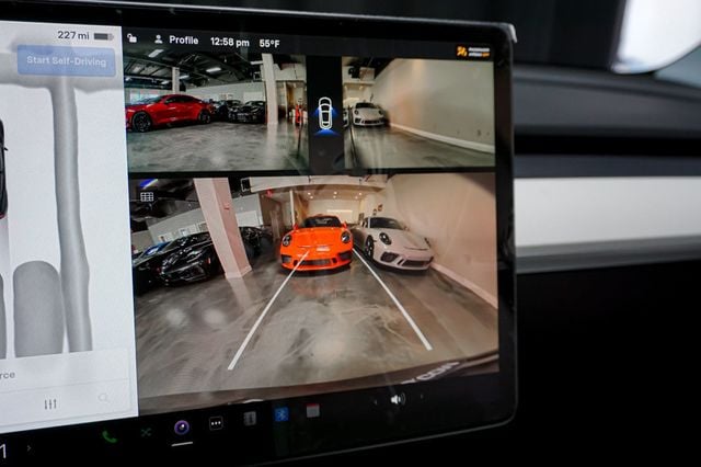 2023 Tesla Model Y *Long Range* *AWD* *White Interior* - 22964855 - 11