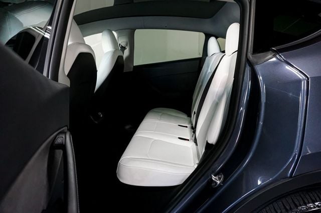 2023 Tesla Model Y *Long Range* *AWD* *White Interior* - 22964855 - 20