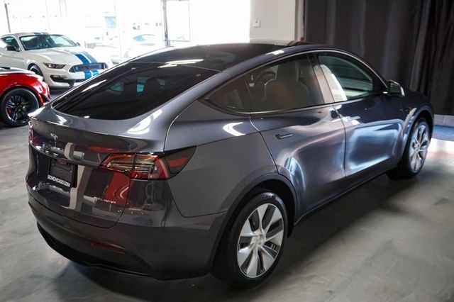 2023 Tesla Model Y *Long Range* *AWD* *White Interior* - 22964855 - 24