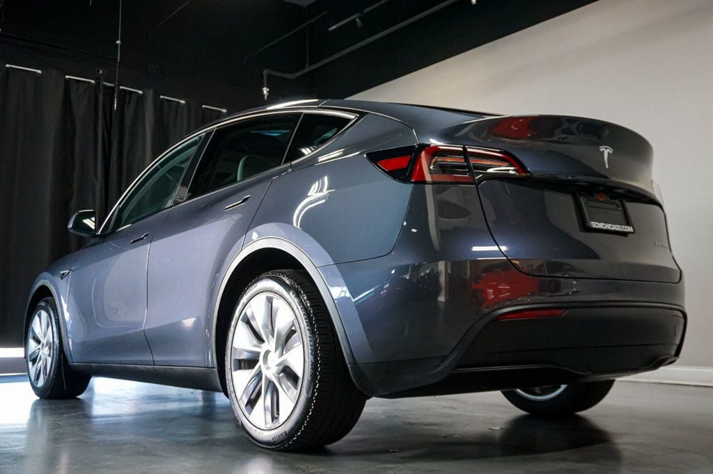 2023 Tesla Model Y *Long Range* *AWD* *White Interior* - 22964855 - 25