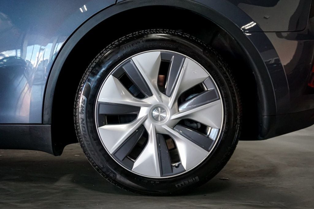 2023 Tesla Model Y *Long Range* *AWD* *White Interior* - 22964855 - 30