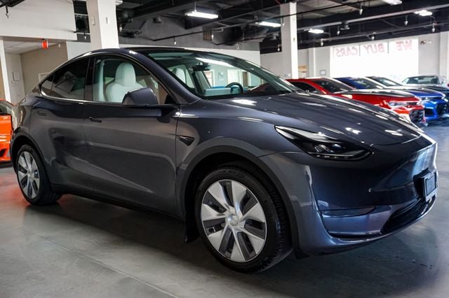 2023 Tesla Model Y *Long Range* *AWD* *White Interior* - 22964855 - 35
