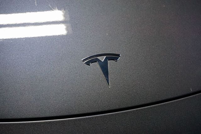 2023 Tesla Model Y *Long Range* *AWD* *White Interior* - 22964855 - 38