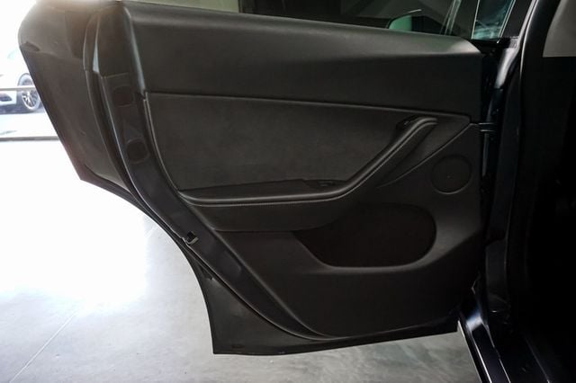 2023 Tesla Model Y *Long Range* *AWD* *White Interior* - 22964855 - 51