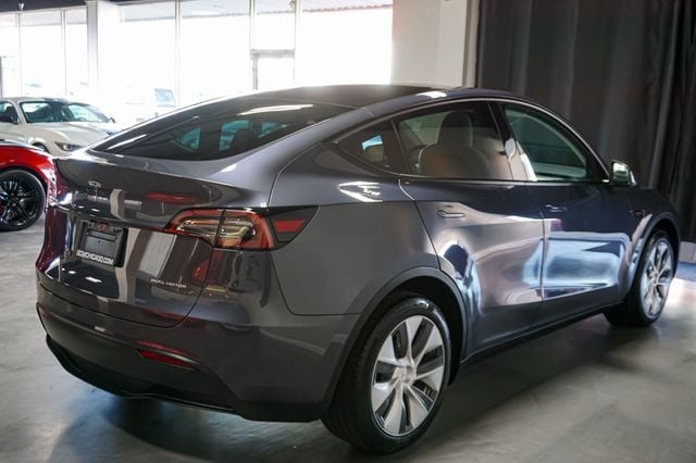 2023 Tesla Model Y *Long Range* *AWD* *White Interior* - 22964855 - 6