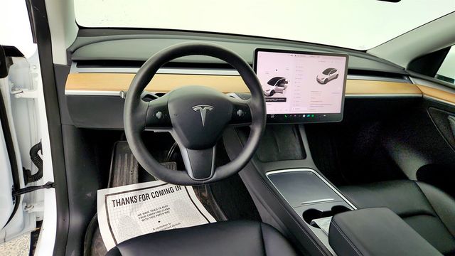 2023 Tesla Model Y Long Range AWD with 20'' Induction Wheels & 7-Passenger Seating - 23009174 - 11