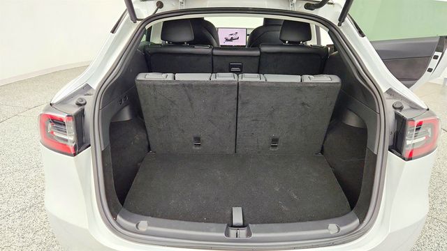 2023 Tesla Model Y Long Range AWD with 20'' Induction Wheels & 7-Passenger Seating - 23009174 - 25