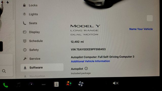 2023 Tesla Model Y Long Range AWD with 20'' Induction Wheels & Acceleration Boost - 22973030 - 13