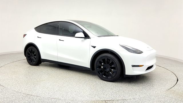 2023 Tesla Model Y Long Range AWD with 20'' Induction Wheels & Acceleration Boost - 22973030 - 2