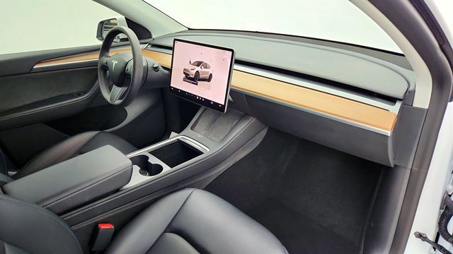 2023 Tesla Model Y Long Range AWD with 20'' Induction Wheels & Acceleration Boost - 22973030 - 29