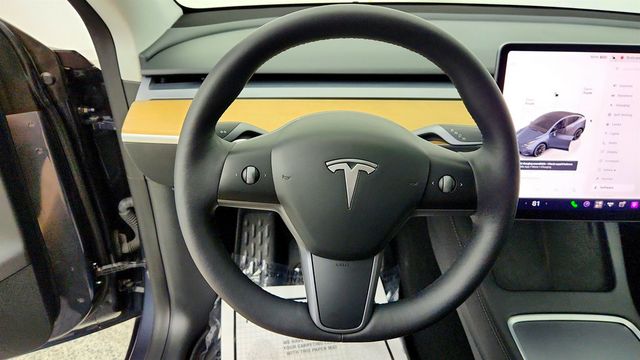 2023 Tesla Model Y Long Range AWD with 20'' Induction Wheels & Acceleration Boost - 23081757 - 12