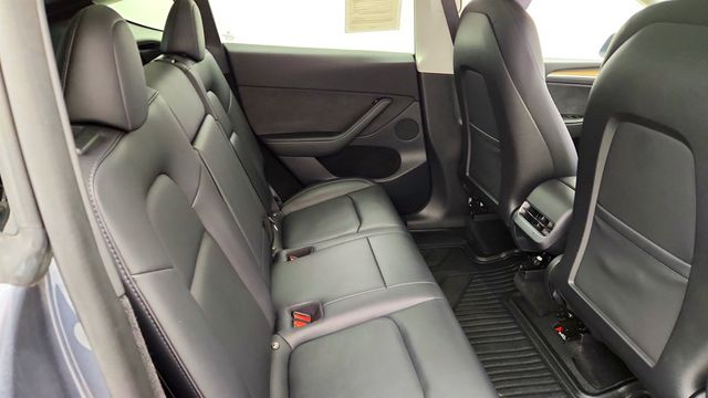 2023 Tesla Model Y Long Range AWD with 20'' Induction Wheels & Acceleration Boost - 23081757 - 27