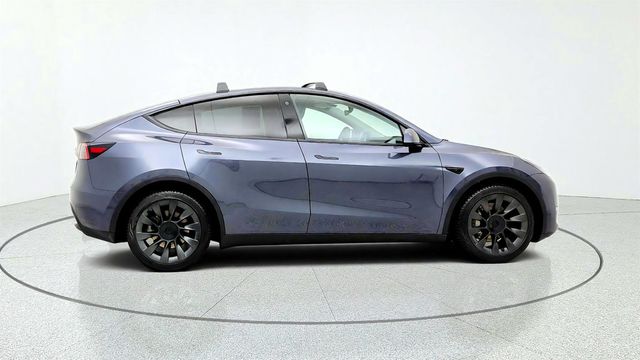 2023 Tesla Model Y Long Range AWD with 20'' Induction Wheels & Acceleration Boost - 23081757 - 3