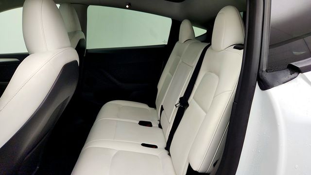 2023 Tesla Model Y Long Range AWD with 7-Passenger Seating - 23094126 - 17