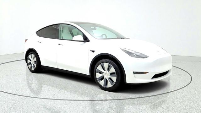 2023 Tesla Model Y Long Range AWD with 7-Passenger Seating - 23094126 - 2