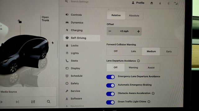 2023 Tesla Model Y Long Range AWD with 7-Passenger Seating - 23016913 - 18