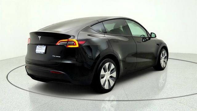 2023 Tesla Model Y Long Range AWD with 7-Passenger Seating - 23046051 - 4