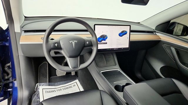 2023 Tesla Model Y Long Range AWD with 7 Seat Interior & 20'' Induction Wheels - 22949150 - 11