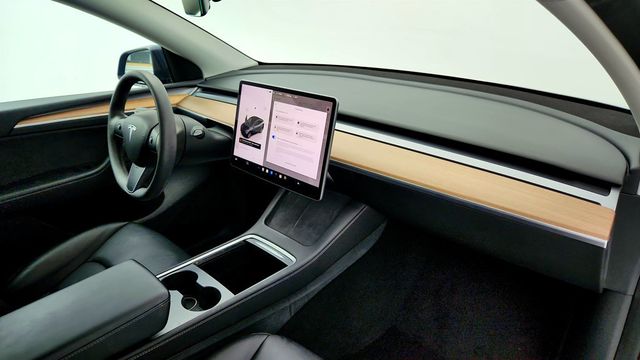 2023 Tesla Model Y Long Range AWD with Acceleration Boost - 22971214 - 26