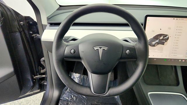 2023 Tesla Model Y Long Range AWD with White & Black Premium Interior - 22964441 - 11