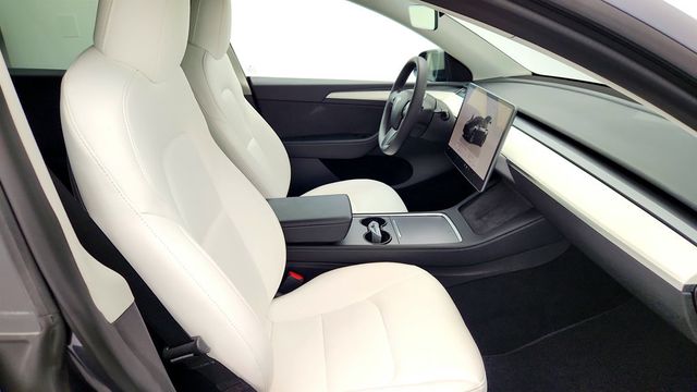 2023 Tesla Model Y Long Range AWD with White & Black Premium Interior - 22964441 - 25