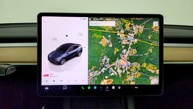 2023 Tesla Model Y Long Range AWD w/ Self-Driving, Acceleration Boost & 7 Seat Int. - 23024419 - 22