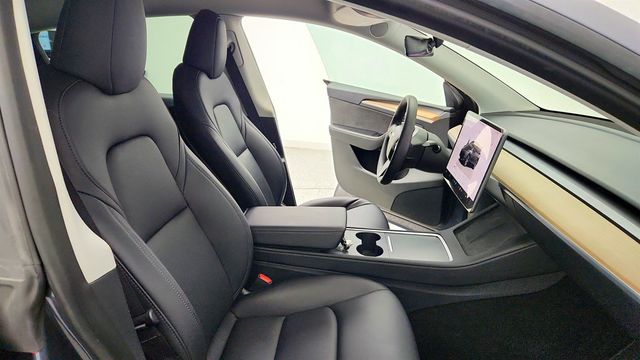 2023 Tesla Model Y Long Range AWD w/ Self-Driving, Acceleration Boost & 7 Seat Int. - 23024419 - 27