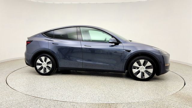 2023 Tesla Model Y Long Range AWD w/ Self-Driving, Acceleration Boost & 7 Seat Int. - 23024419 - 3