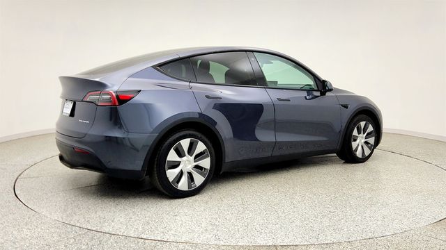 2023 Tesla Model Y Long Range AWD w/ Self-Driving, Acceleration Boost & 7 Seat Int. - 23024419 - 4