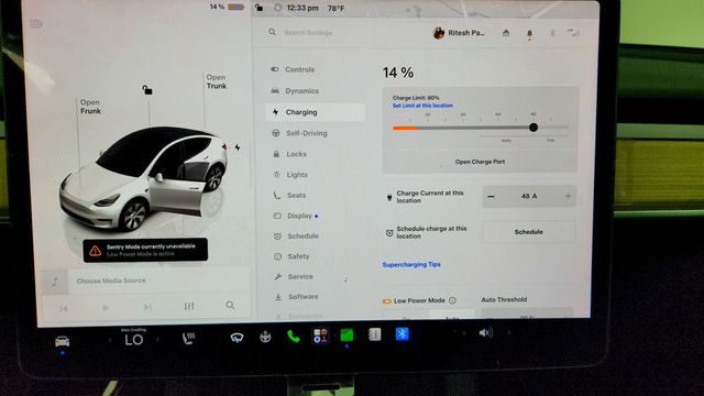 2023 Tesla Model Y Long Range AWD w/ Traffic-Aware Cruise Control - 23037789 - 18