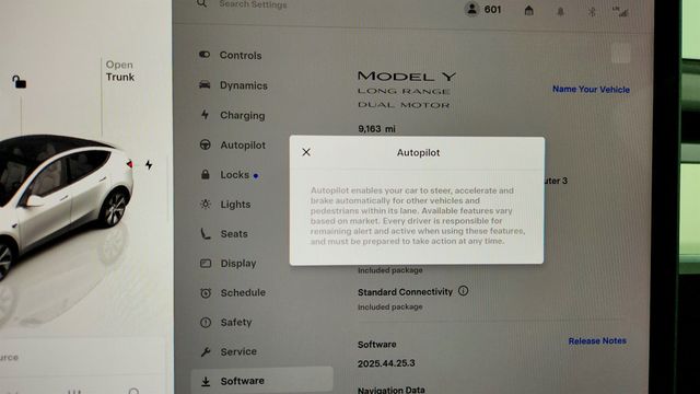2023 Tesla Model Y Long Range AWD w/ White/Black Premium Int. & Acceleration Boost - 23006213 - 15