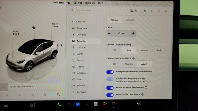 2023 Tesla Model Y Long Range AWD w/ White/Black Premium Int. & Acceleration Boost - 23006213 - 20