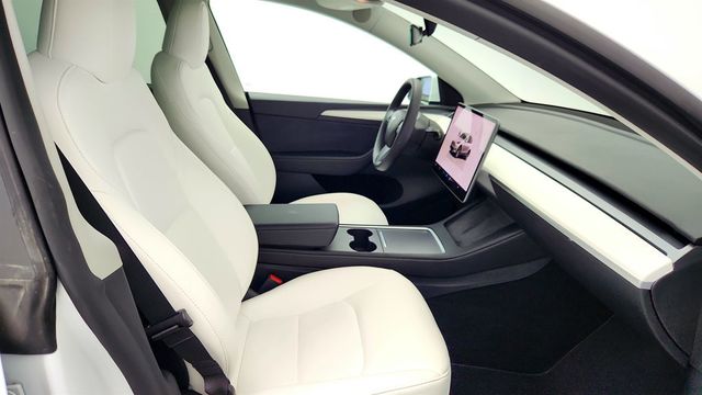 2023 Tesla Model Y Long Range AWD w/ White/Black Premium Int. & Acceleration Boost - 23006213 - 27