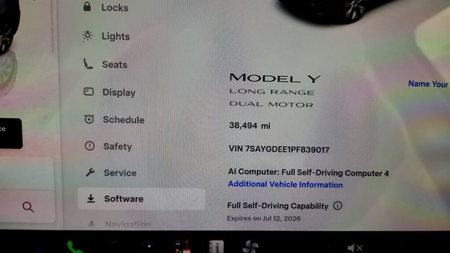 2023 Tesla Model Y Long Range AWD w/ White & Black Premium Interior - 23041706 - 13
