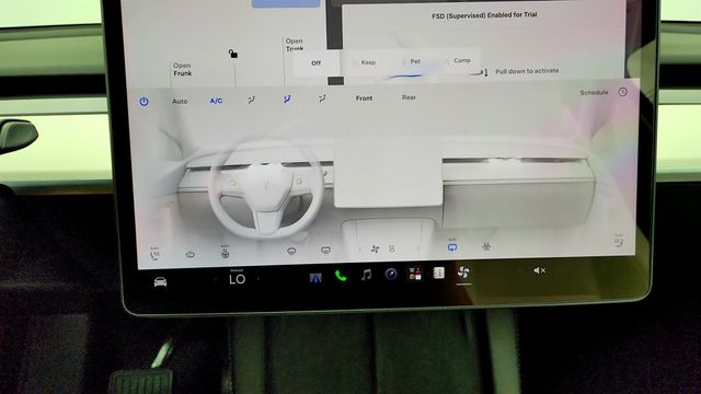 2023 Tesla Model Y Long Range AWD w/ White & Black Premium Interior - 23041706 - 21