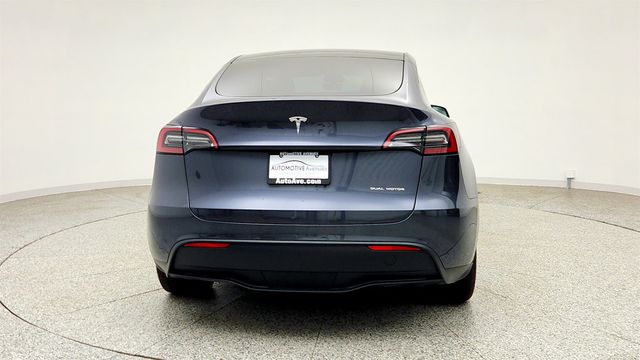2023 Tesla Model Y Long Range AWD w/ White & Black Premium Interior - 23041706 - 5