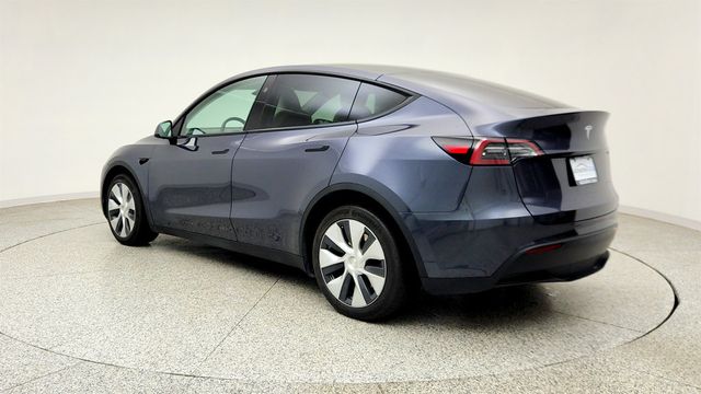 2023 Tesla Model Y Long Range AWD w/ White & Black Premium Interior - 23041706 - 6