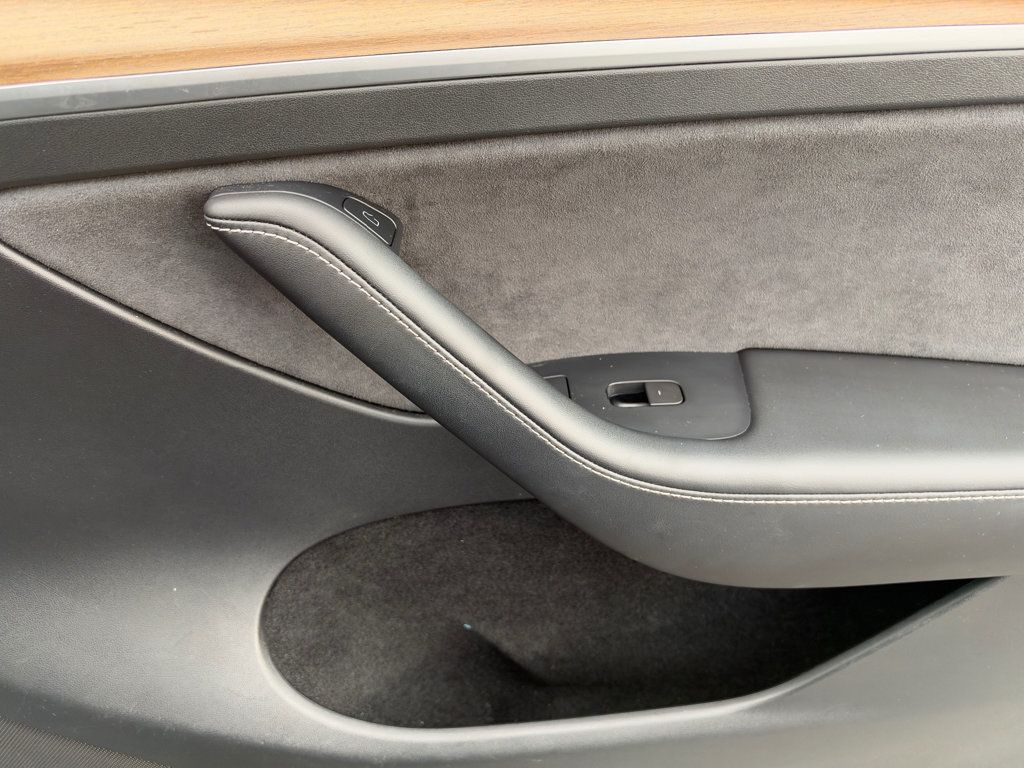 2023 Tesla Model Y **MODEL Y LONG RANGE AWD**3RD ROW SEAT** - 23078373 - 35